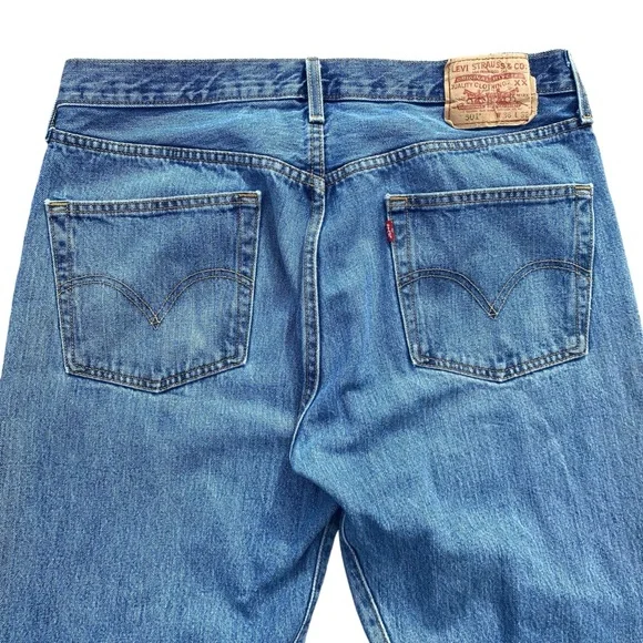 Levis 501 Straight Fit Denim Jeans 36 x 32 Stone Washed Blue Y2K Distressed - Picture 5 of 15